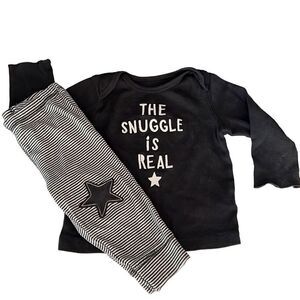 Carter’s 2 piece set